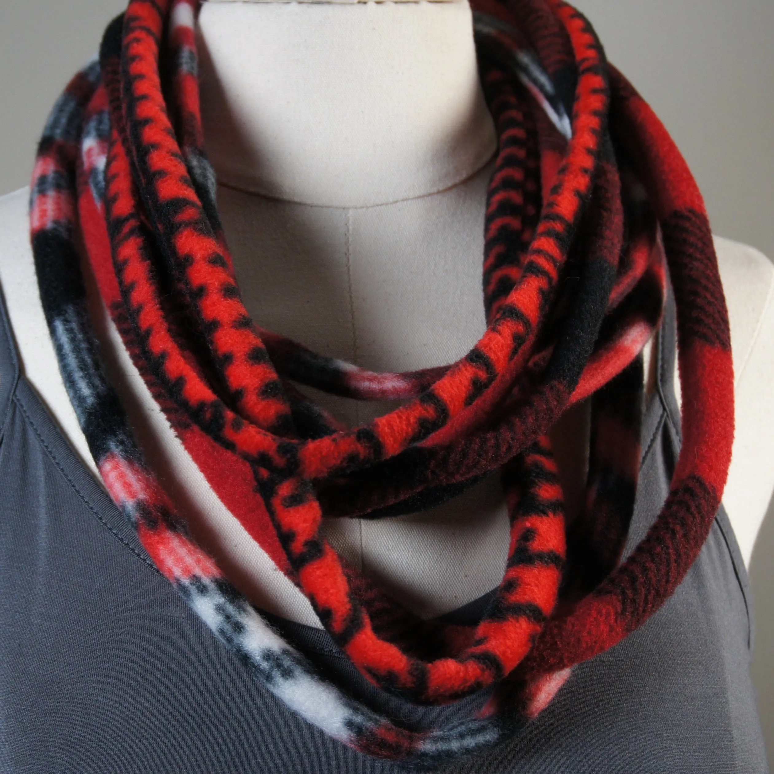 Accessories - Scarves - Collarette - Plaid - Red