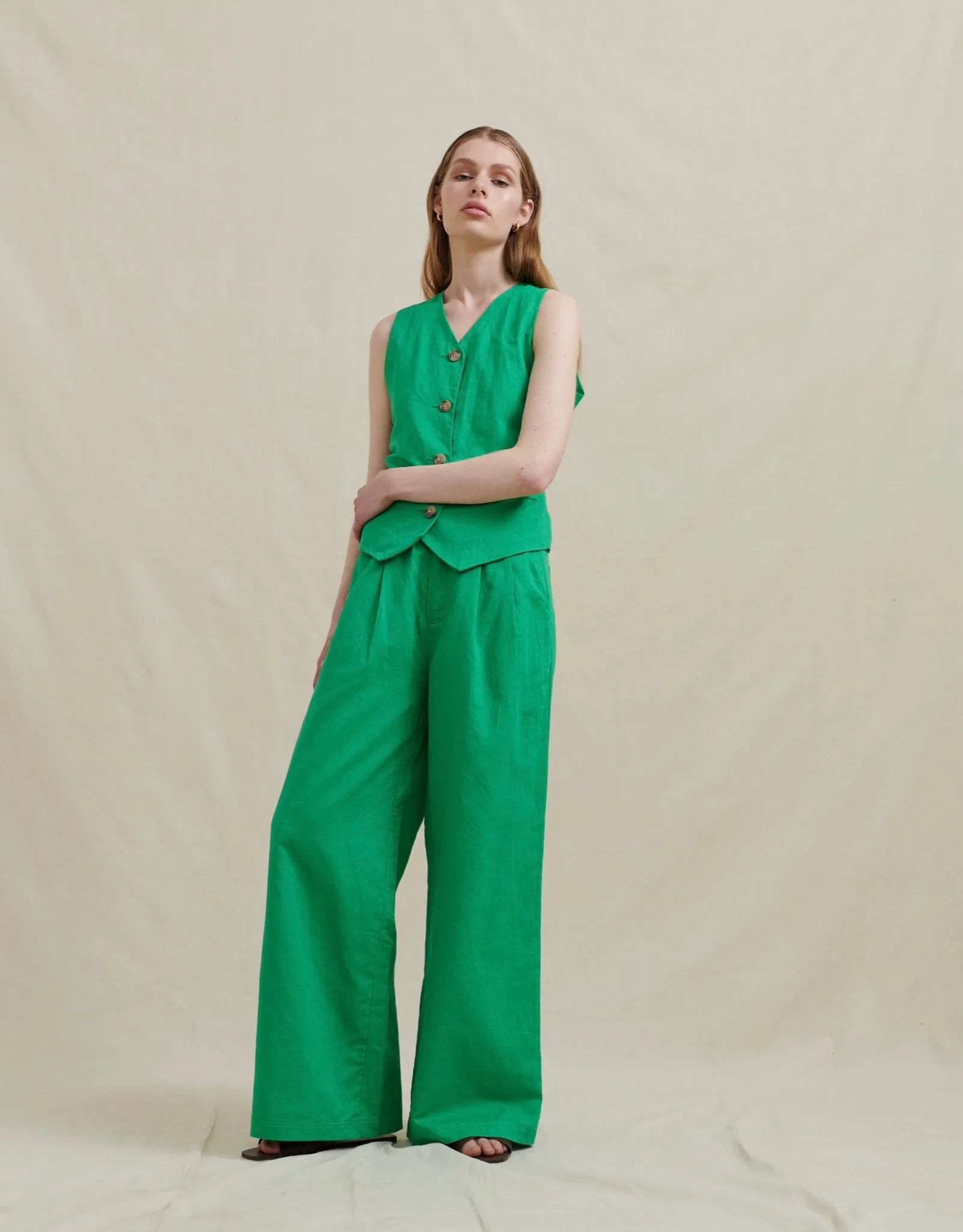 Analia Zig Wide Leg Pant in Green