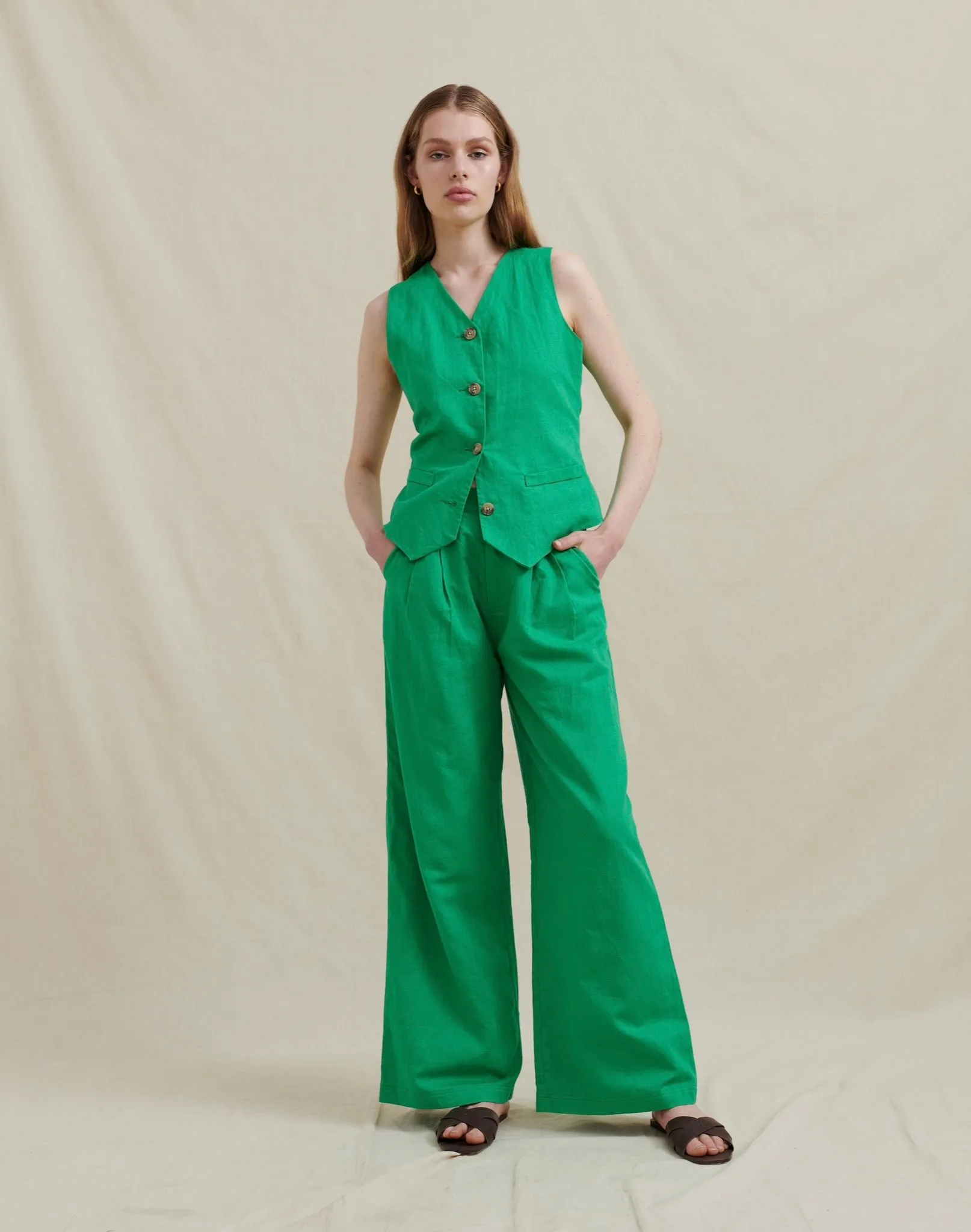 Analia Zig Wide Leg Pant in Green