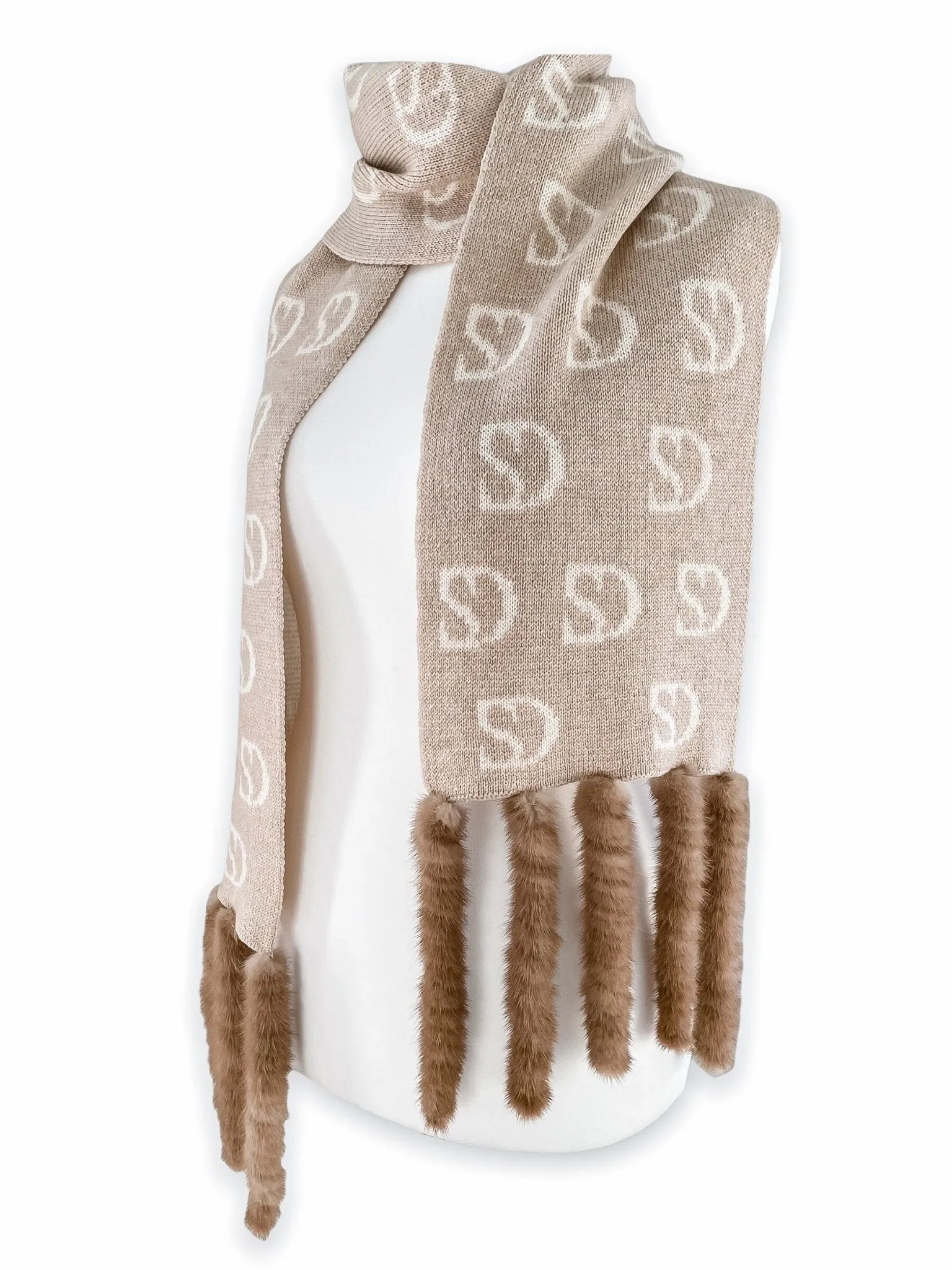 Beige Wool Scarf With Mink Fringes