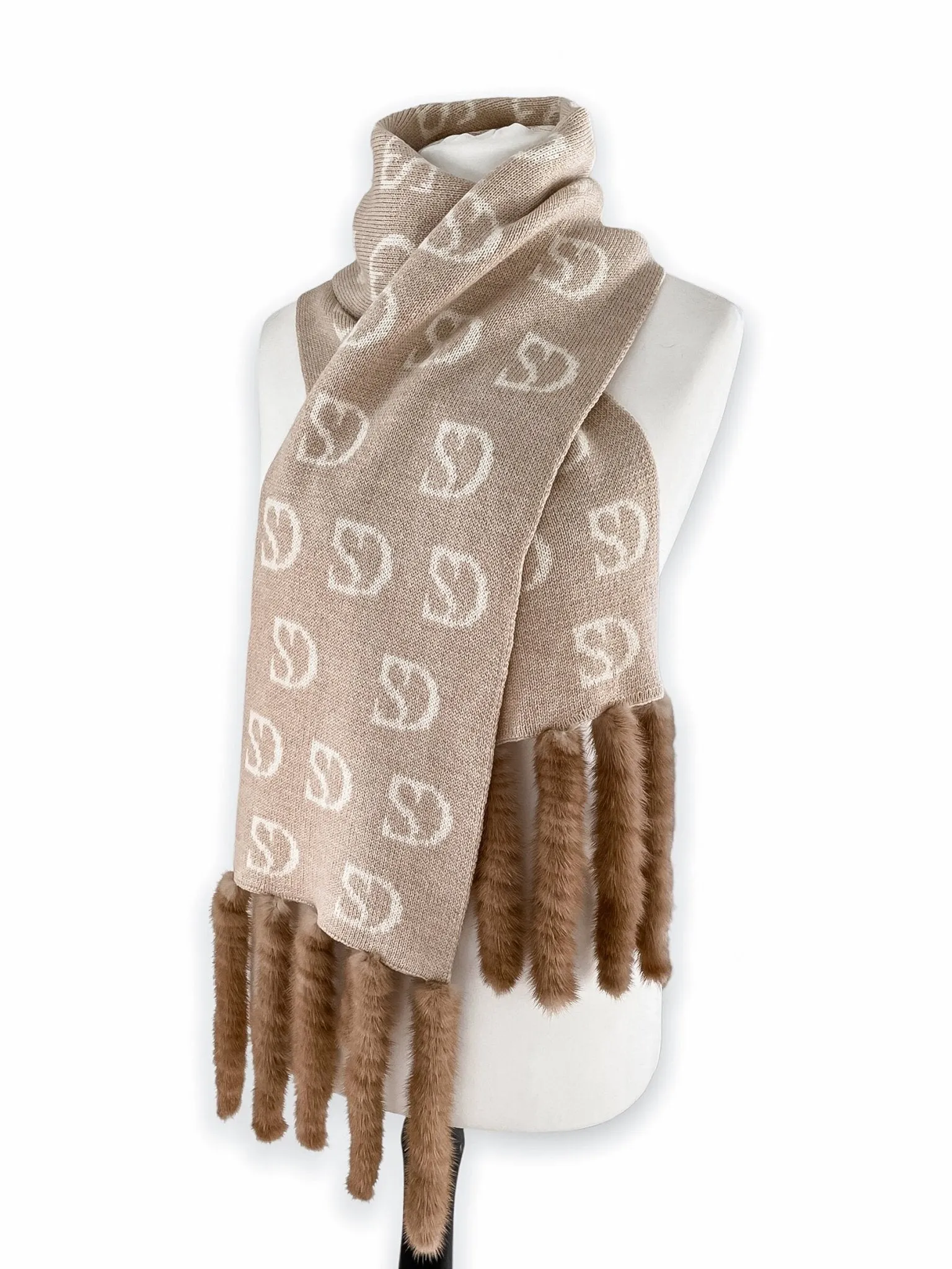 Beige Wool Scarf With Mink Fringes