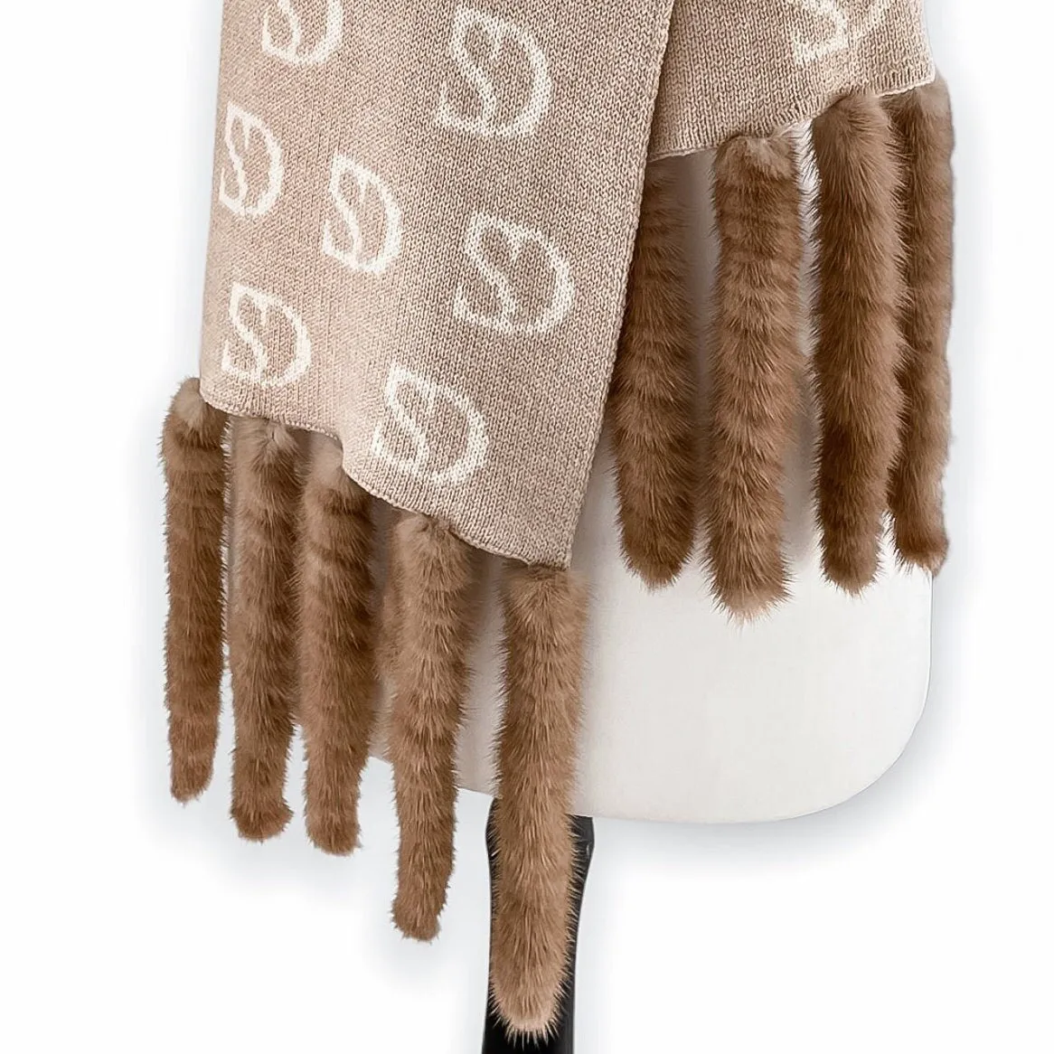 Beige Wool Scarf With Mink Fringes