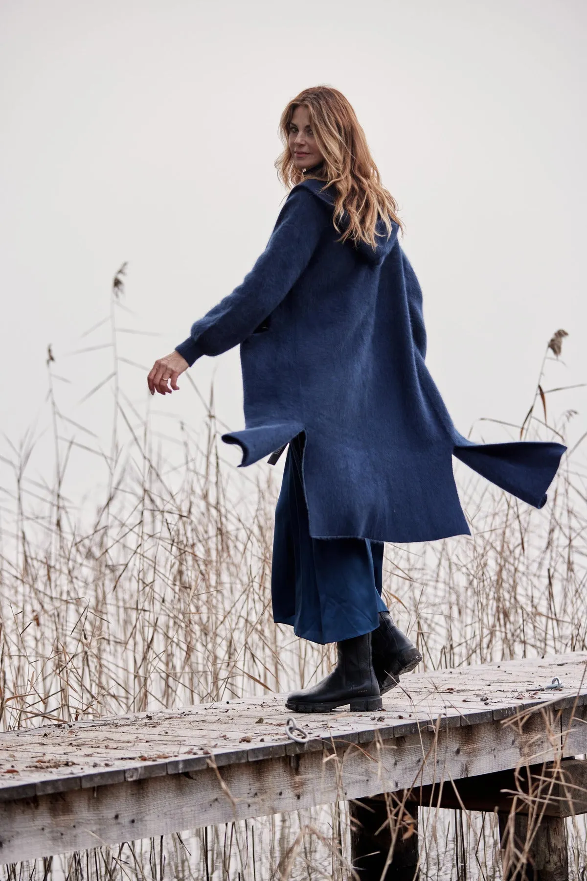   Beryll Cashmere Coat with Hood | Navy Blue