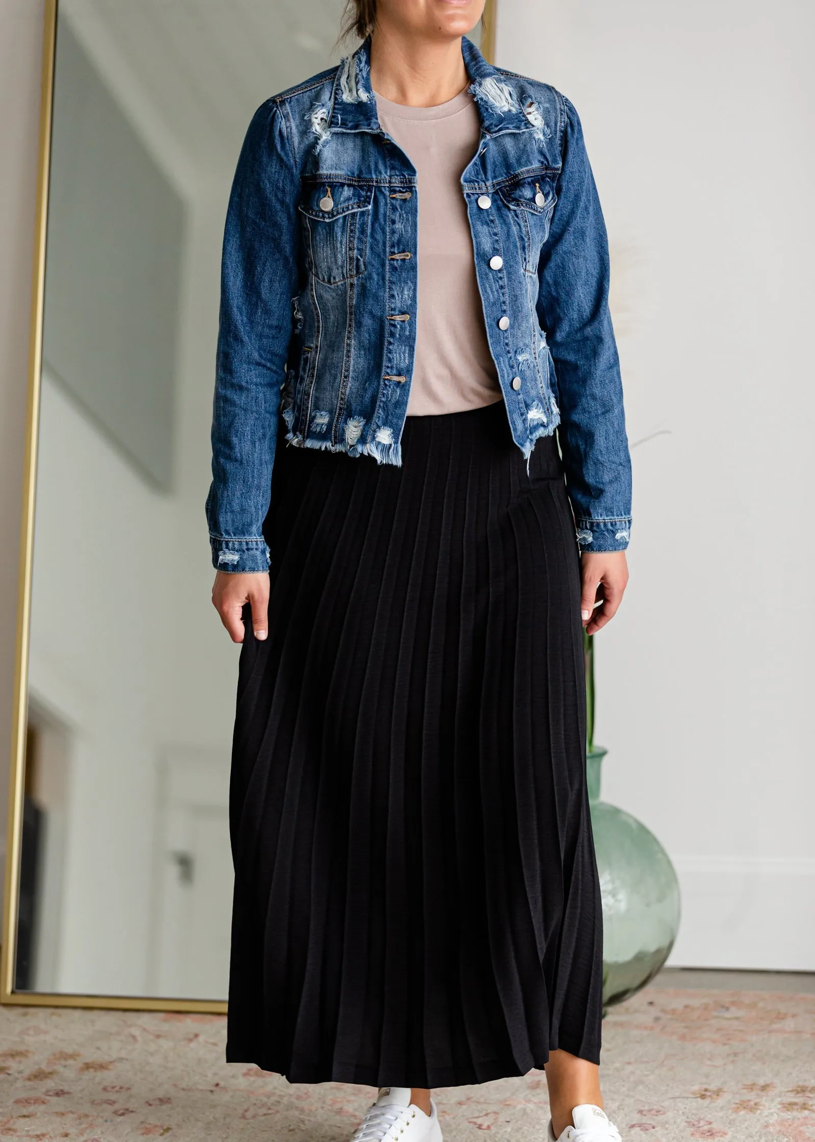 Black Pleated High Waisted Skirt - FINAL SALE