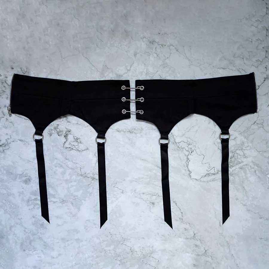 Bonbon Pin Detail Corset Belt