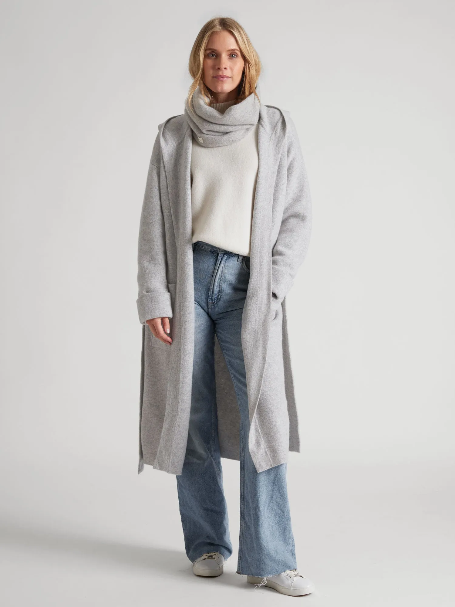 Cashmere snood "Eydis" - light grey