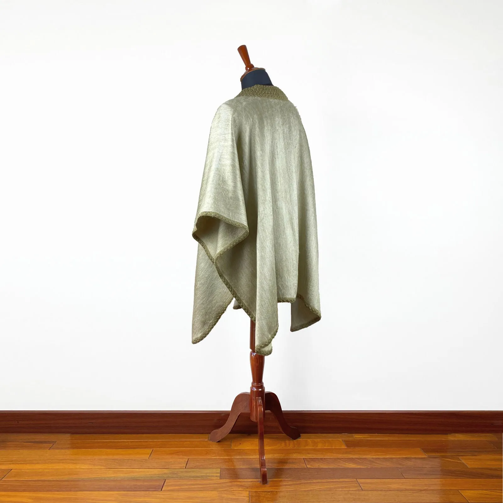 Chinchipe - Lightweight Baby Alpaca Cape Poncho - Golden - Unisex