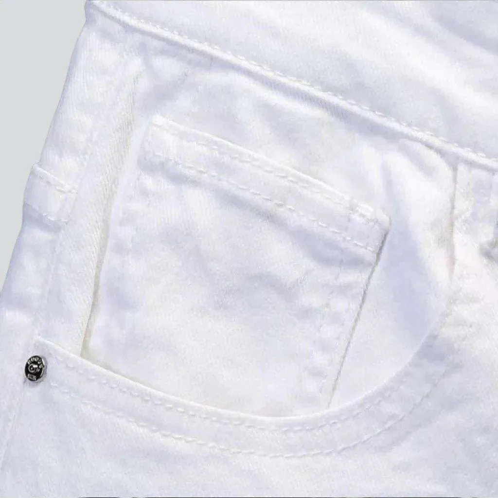 Comfortable white stretchy jeans