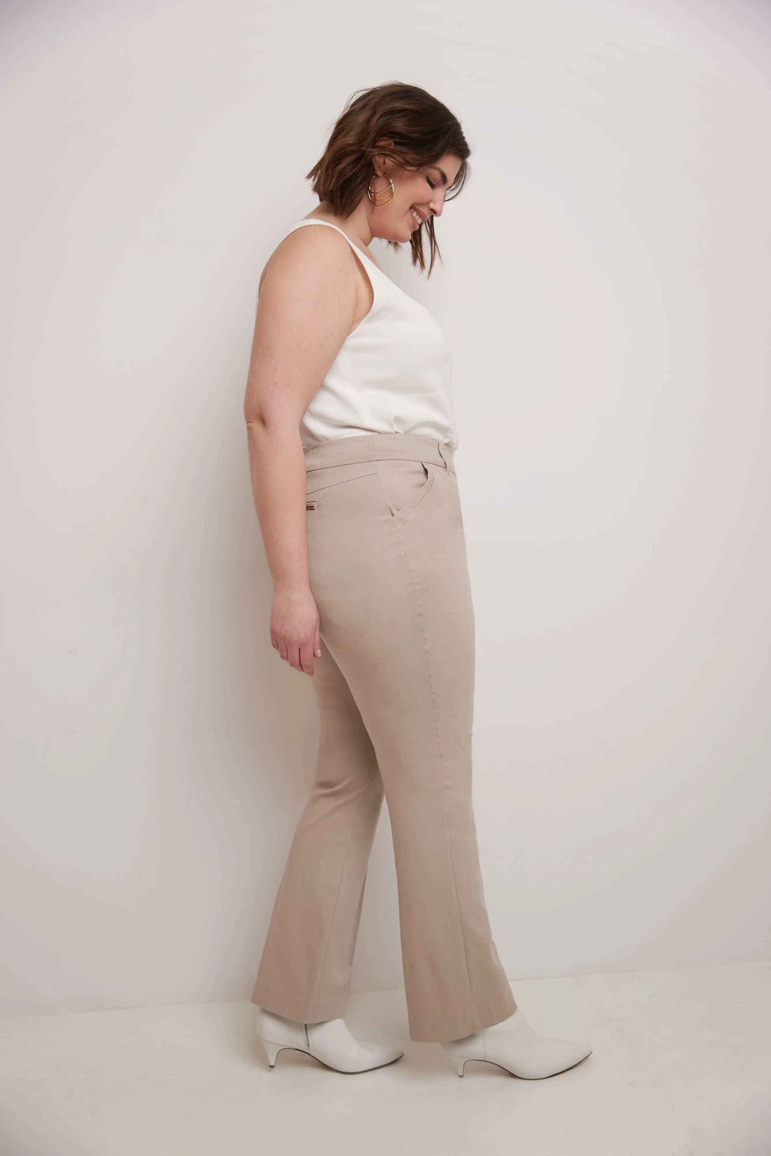 Curvy Pull-on Barely Bootcut Classic Pants