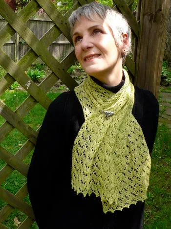 Fiddlehead Scarf <br/><small>knitting pattern</small>