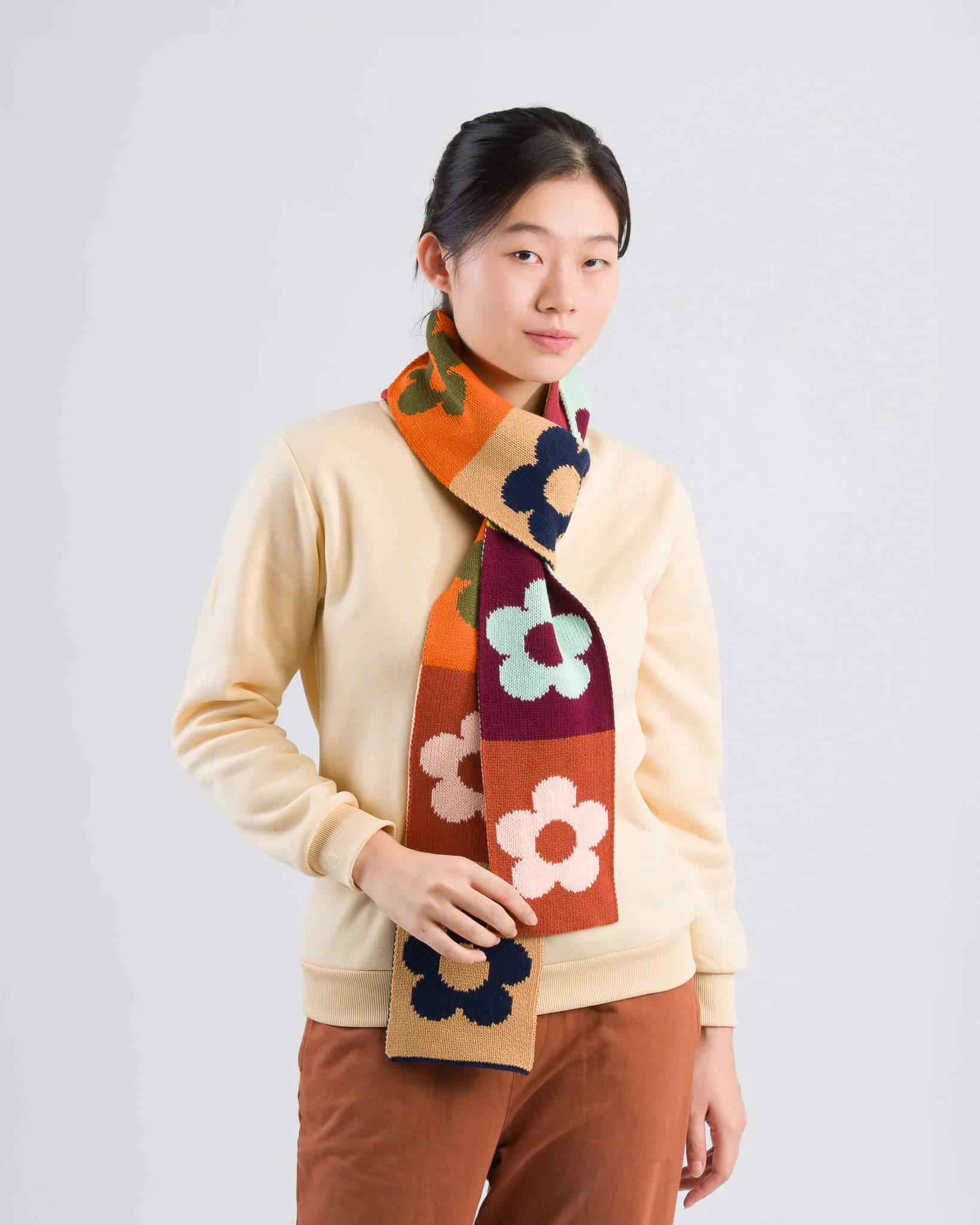 Flower Block Skinny Knit Scarf