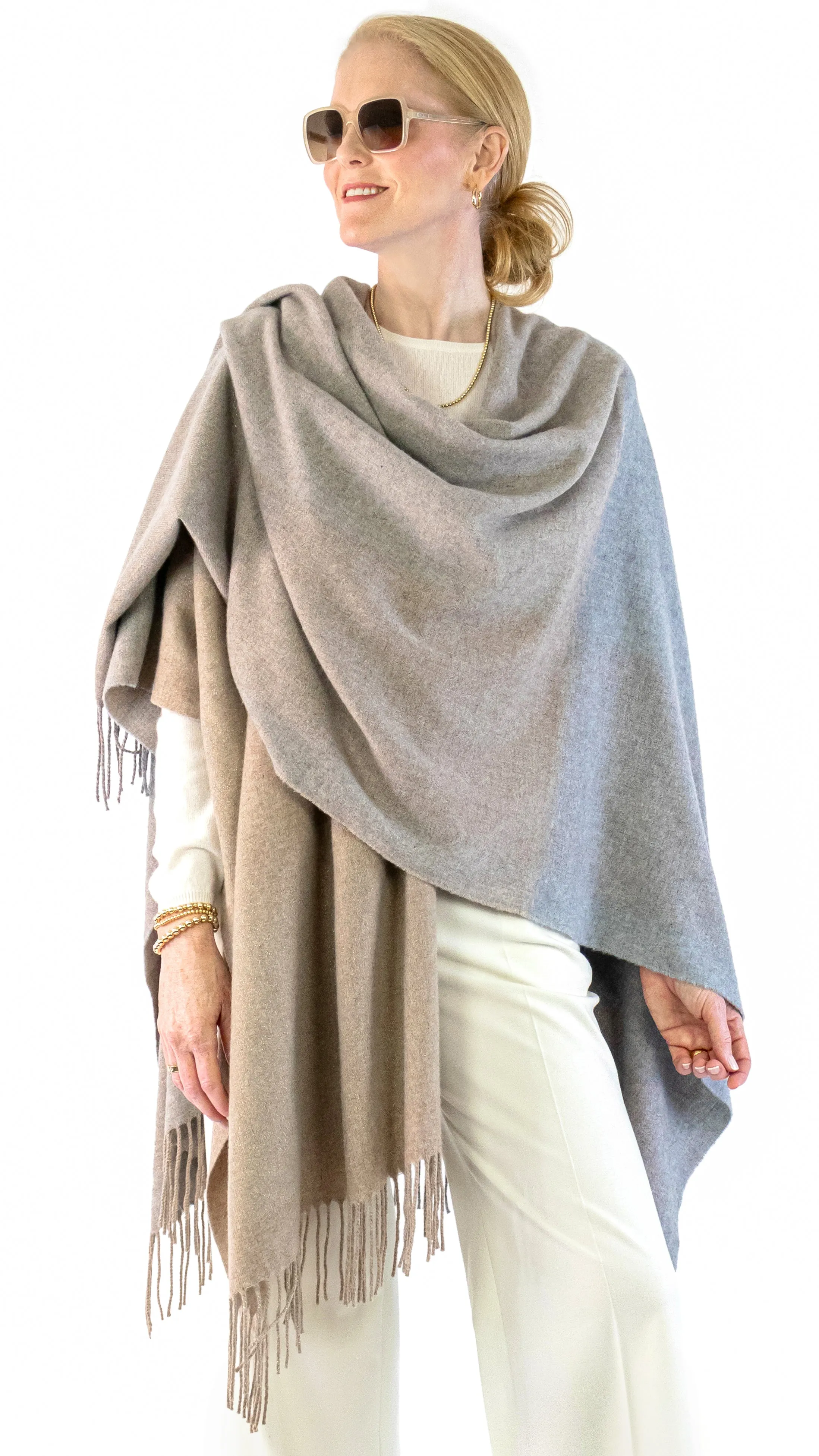 Fringe Cape - Grey / Tan