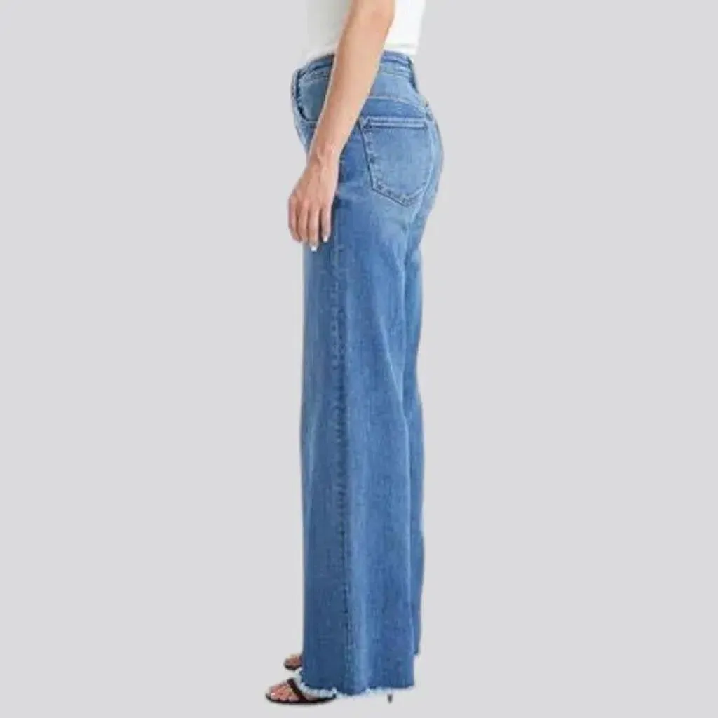 Highly-stretchy medium-wash jeans