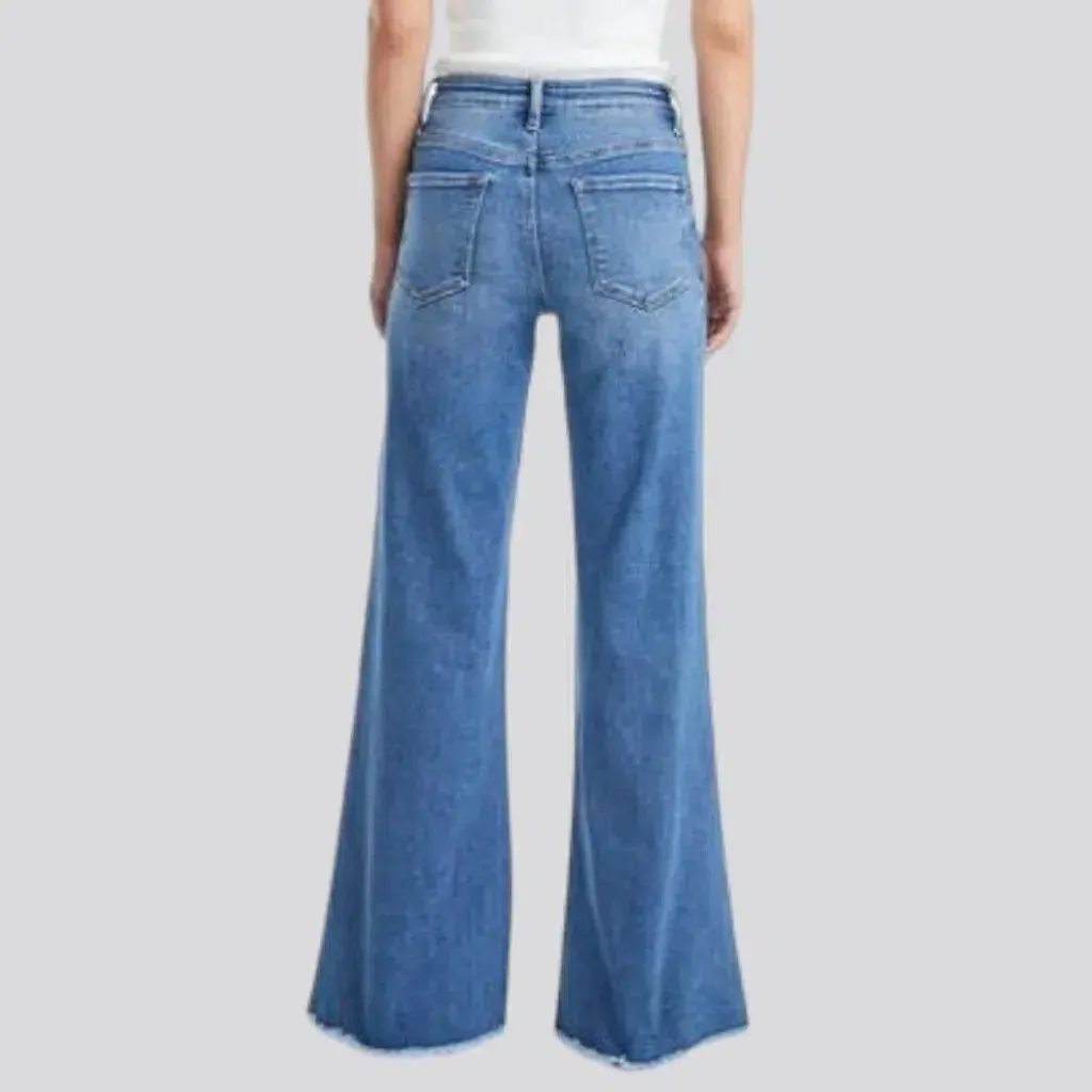 Highly-stretchy medium-wash jeans