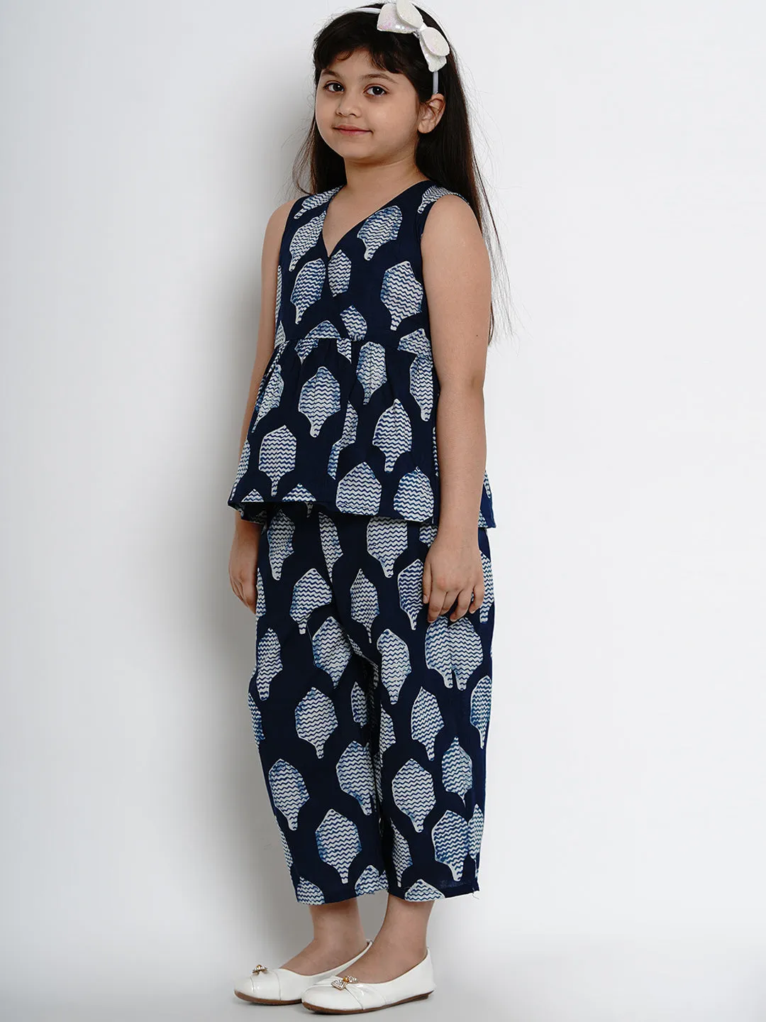 Jashvi Girls Navy Blue Printed Top with Pant Set