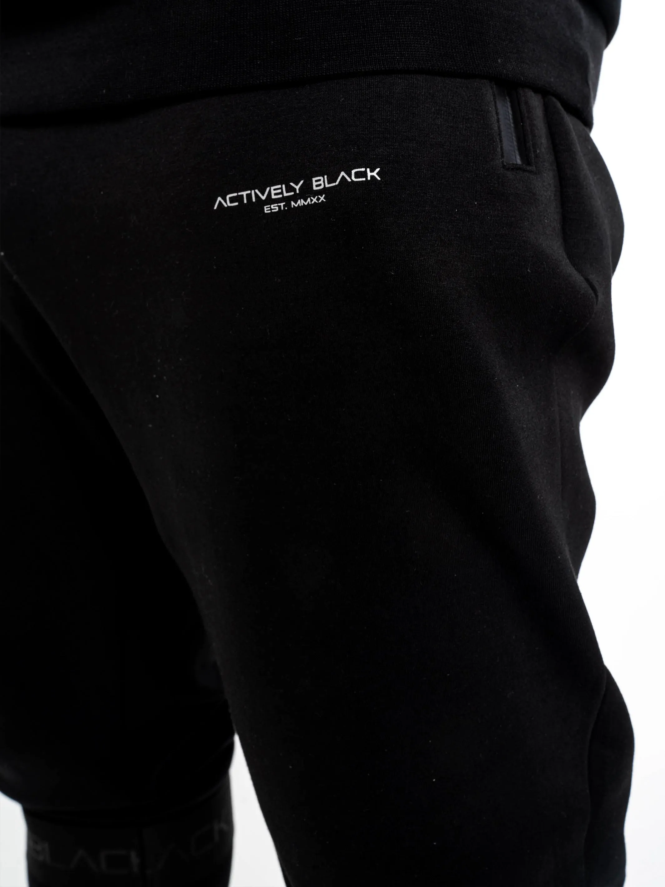 Men's Black Band Luxe Joggers