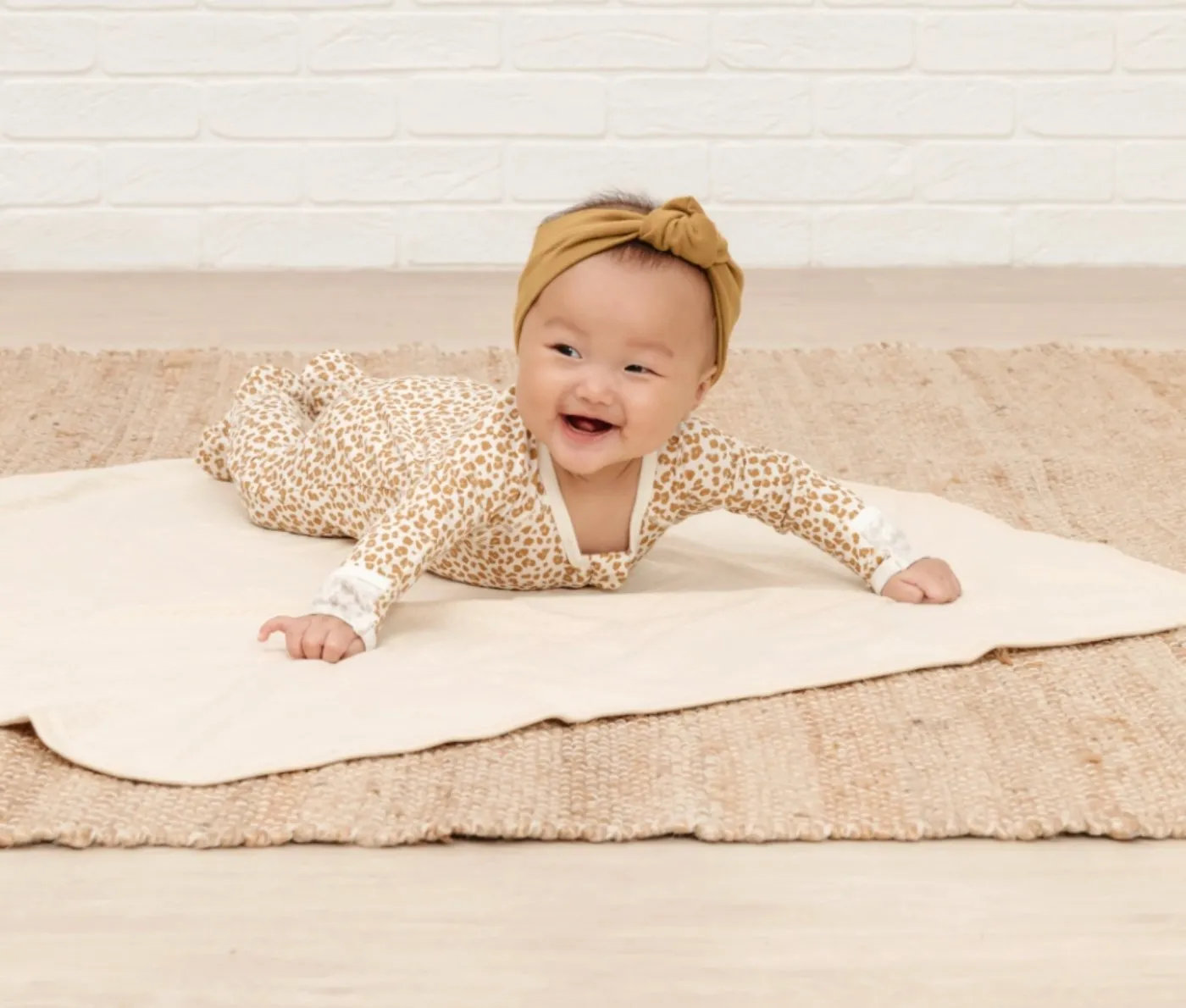 Quincy Mae Baby Bamboo Cheetah Print Zip Up Footed Pajamas