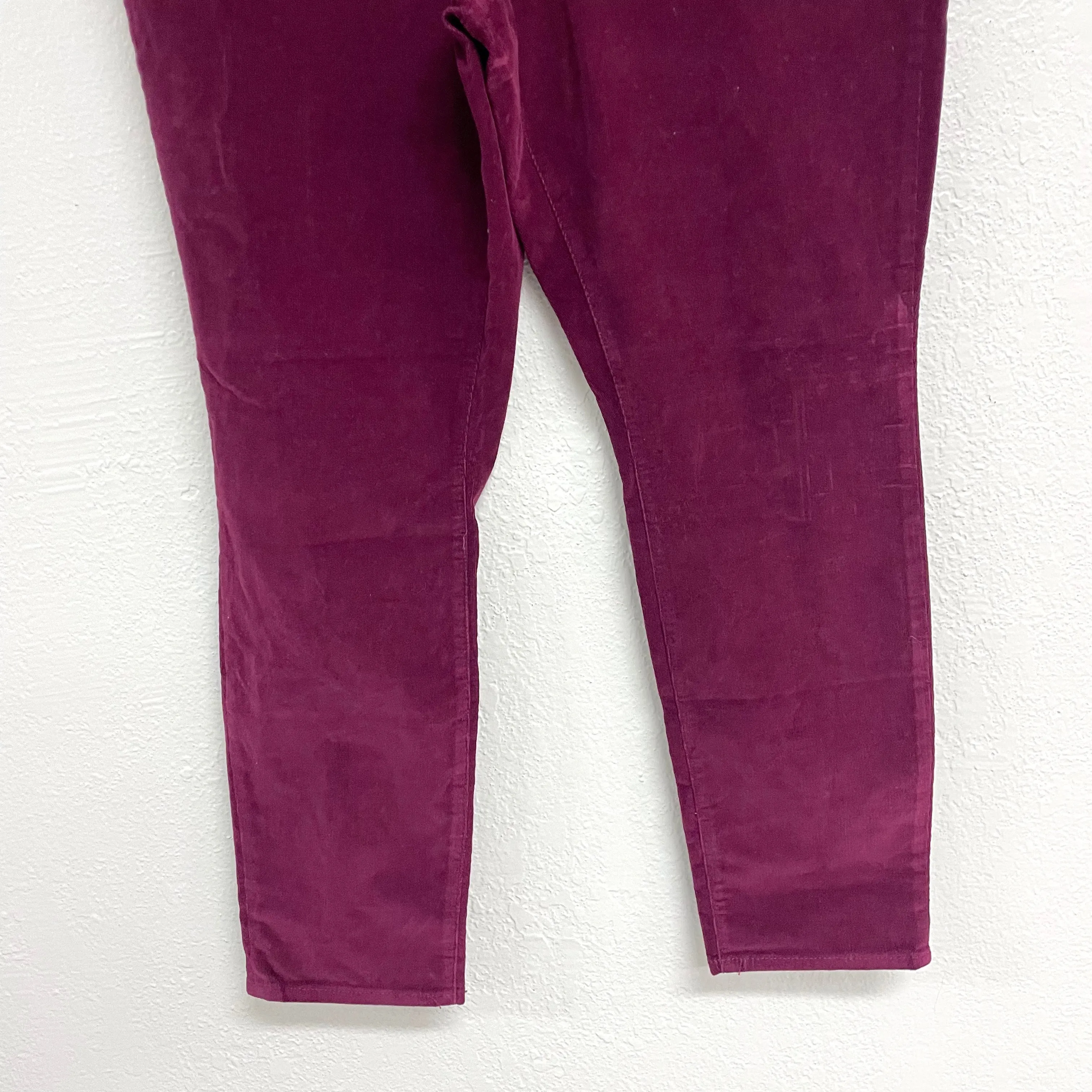 Skinny Corduroy Pants