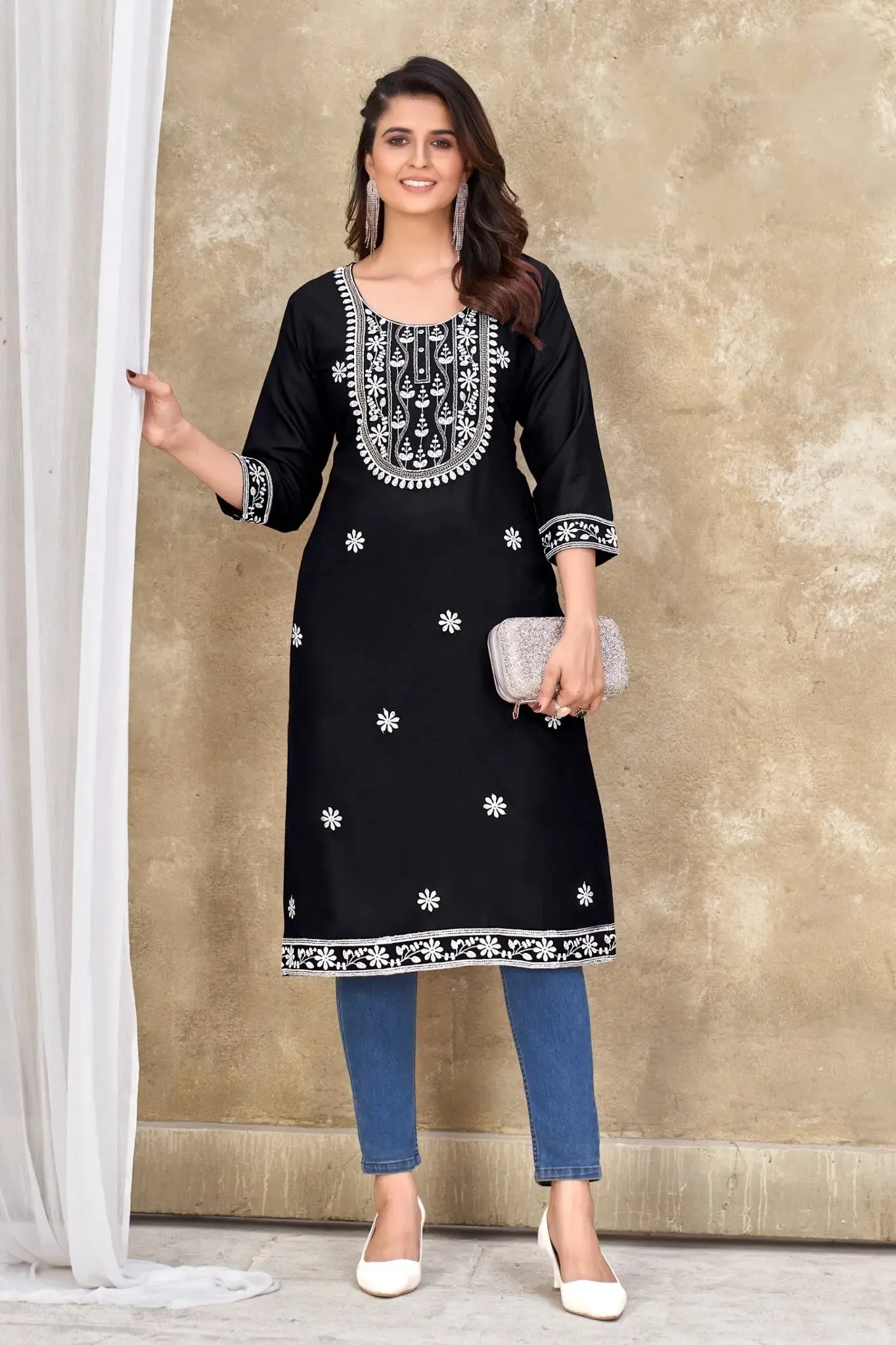 Women's Black Designer Embroidery Kurti