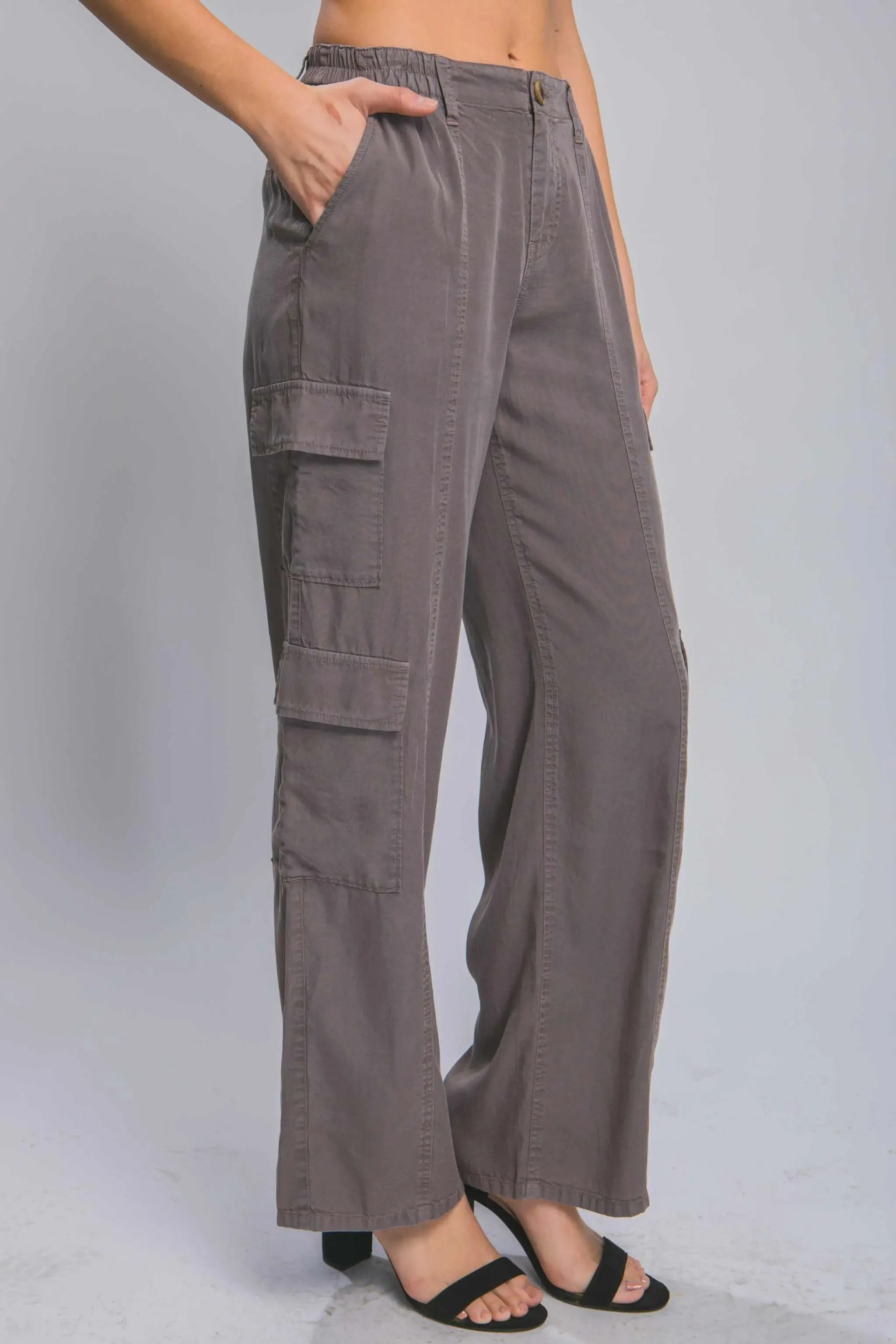 Women's Full-length Tencel Pants With Cargo Pockets